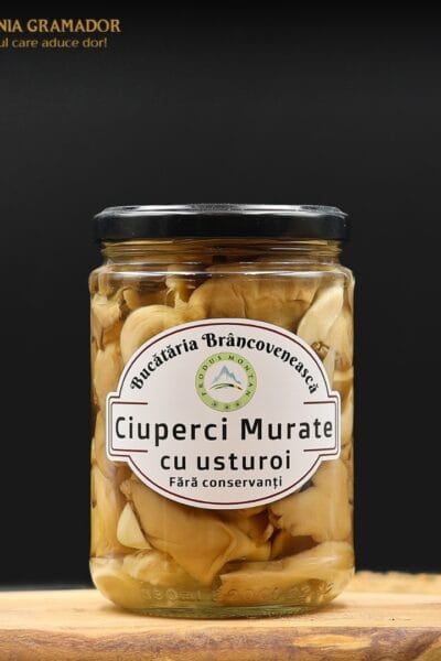 Ciuperci murate cu usturoi
