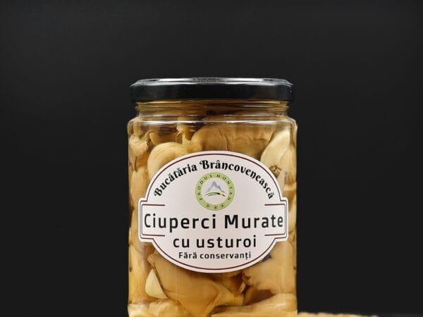 Ciuperci murate cu usturoi