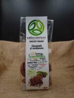 Biscuiți Vegani cu Ciocolată și Cardamom