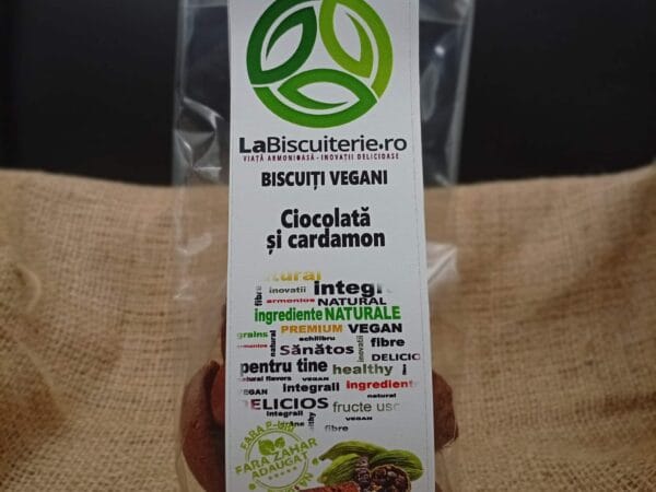 Biscuiți Vegani cu Ciocolată și Cardamom