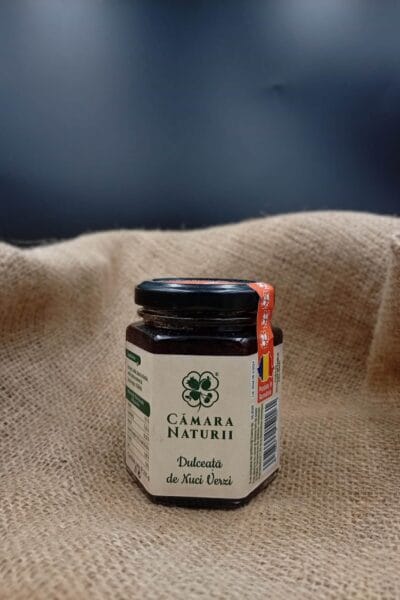 dulceata de nuci verzi