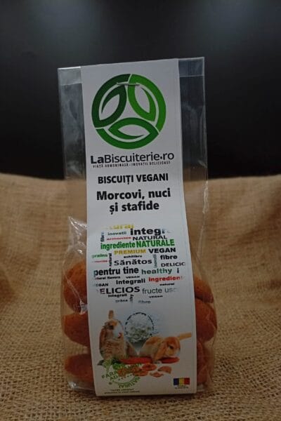 Biscuiți Vegani cu Morcovi, Nuci și Stafide