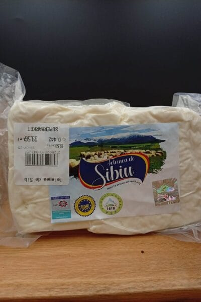 Telemea de Sibiu din lapte de oaie