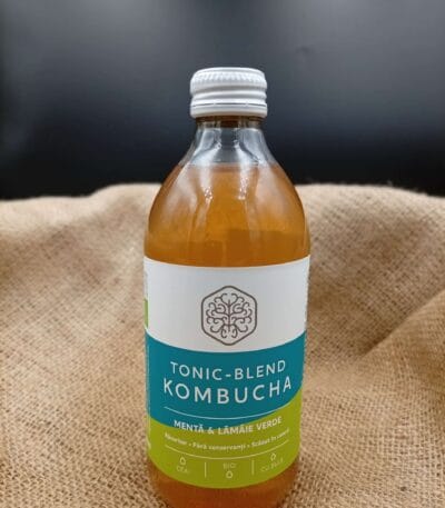 Băutură Kombucha cu menta si lamaie verde