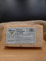 Brânză maturată cu chilli