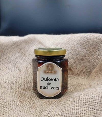 Dulceață de nuci
