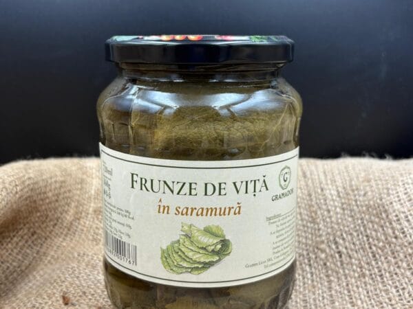frunze de vita in saramura